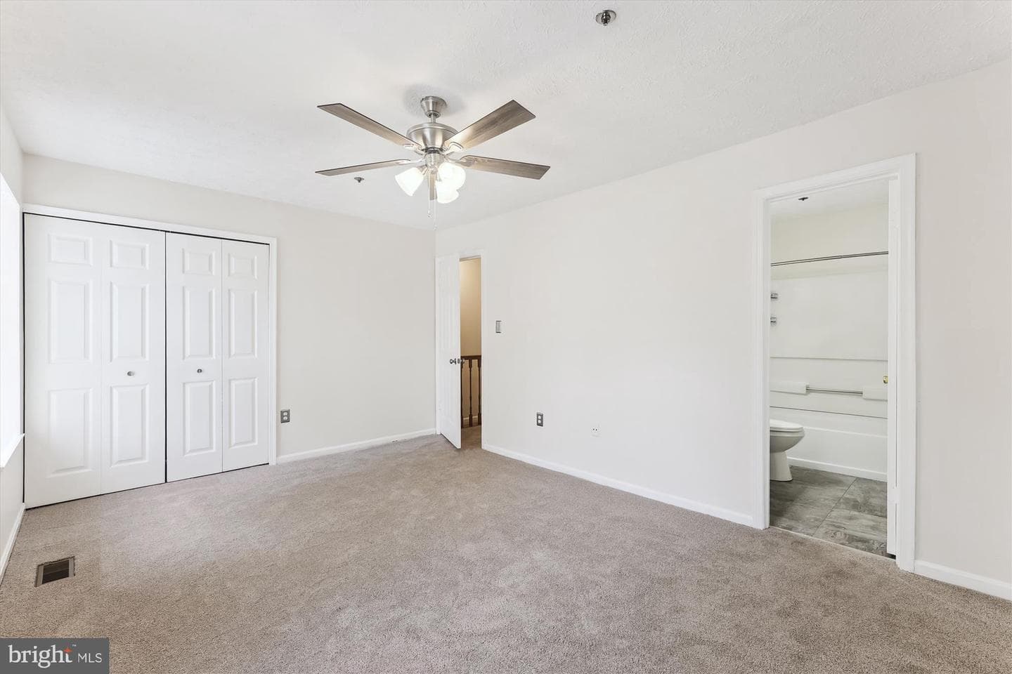 4125 Silver Park Terrace photo 14