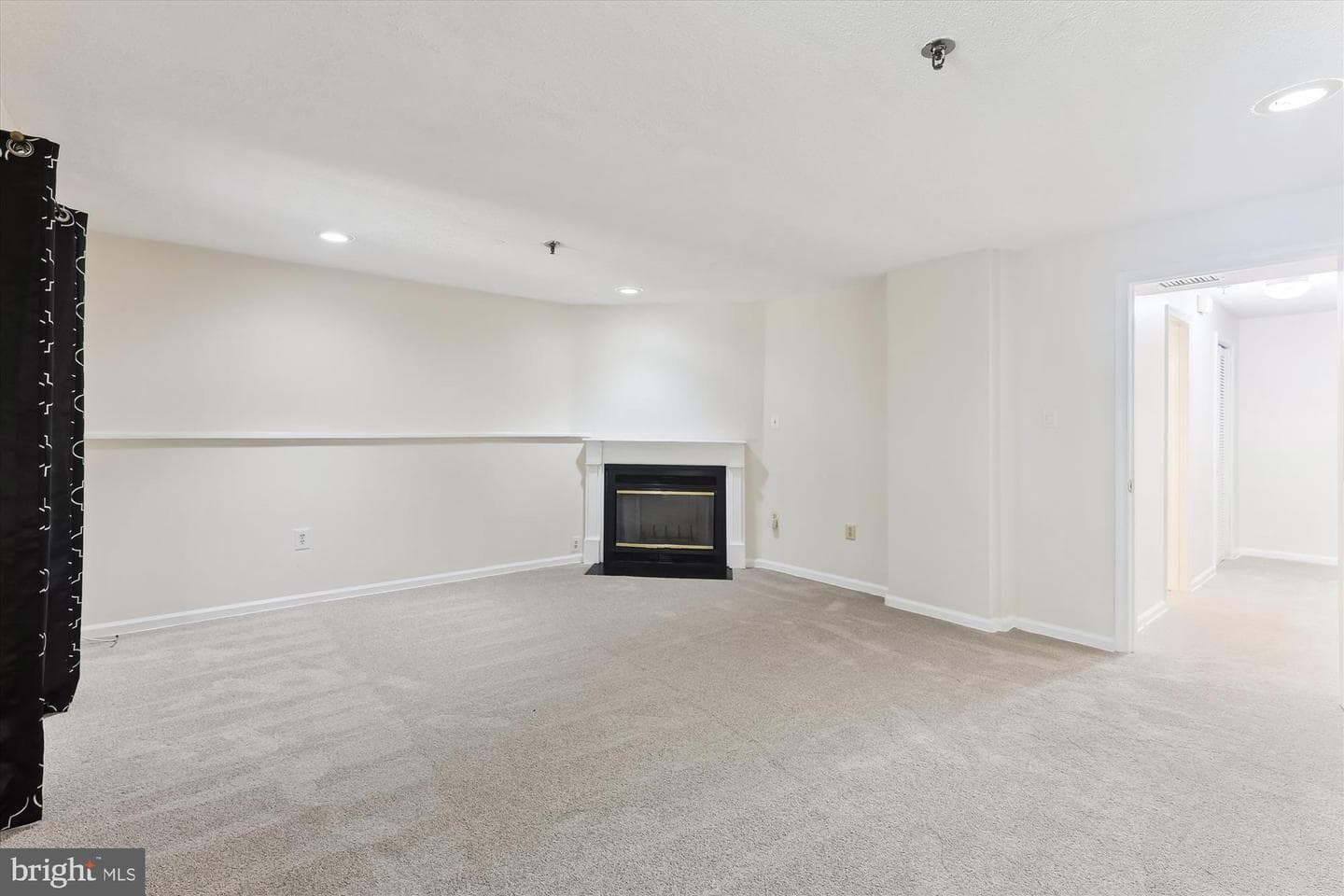 4125 Silver Park Terrace photo 17