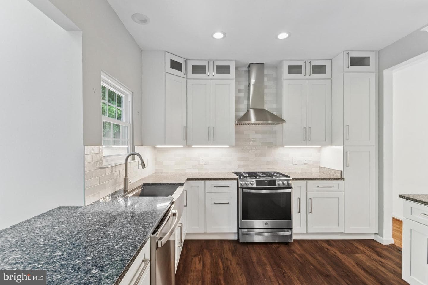 10114 Autumn Ridge Court photo 12