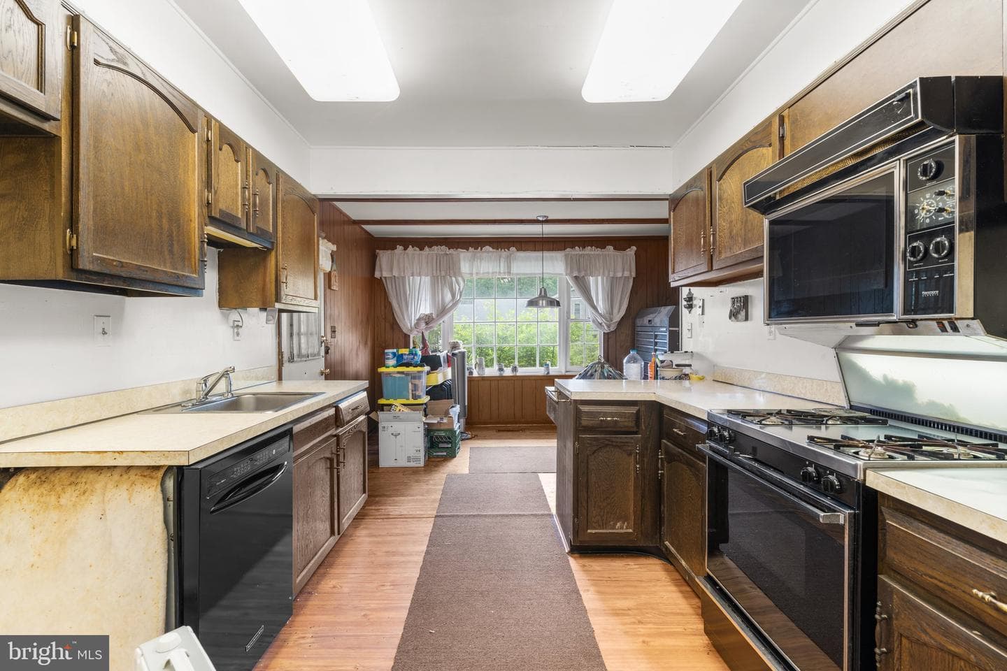 7005 Nightingale Terrace photo 13