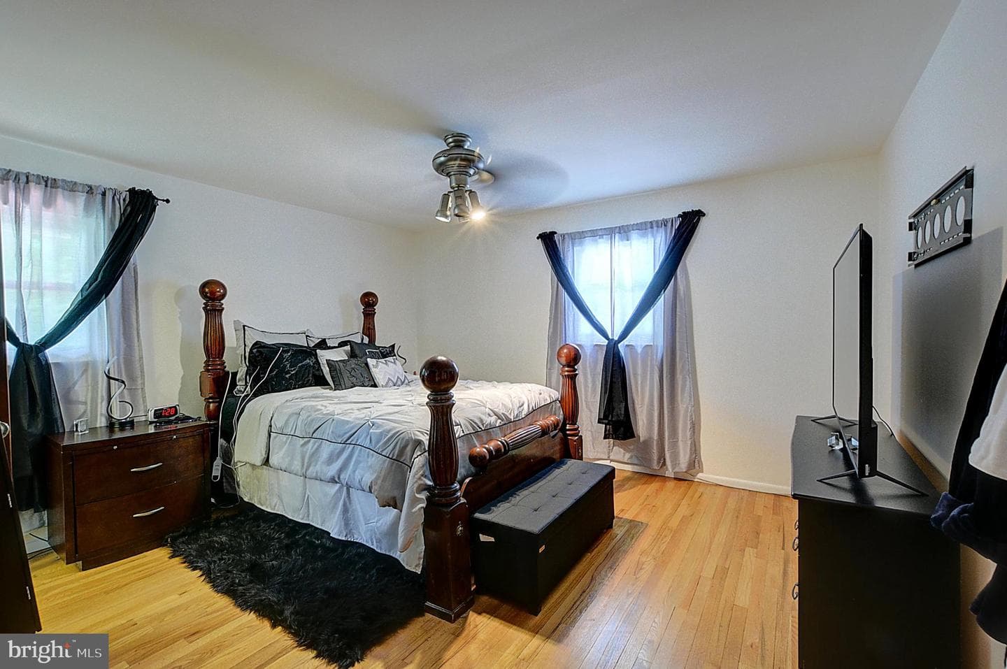 8610 Briarcroft Lane photo 12