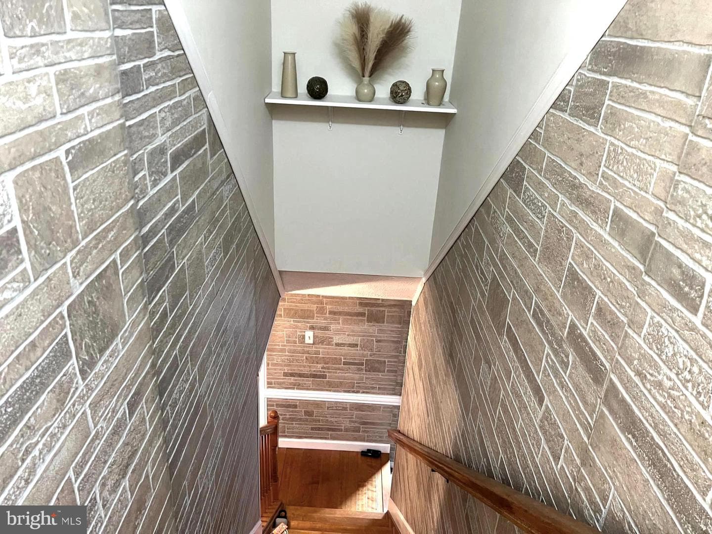 1712 Dennis Court photo 27