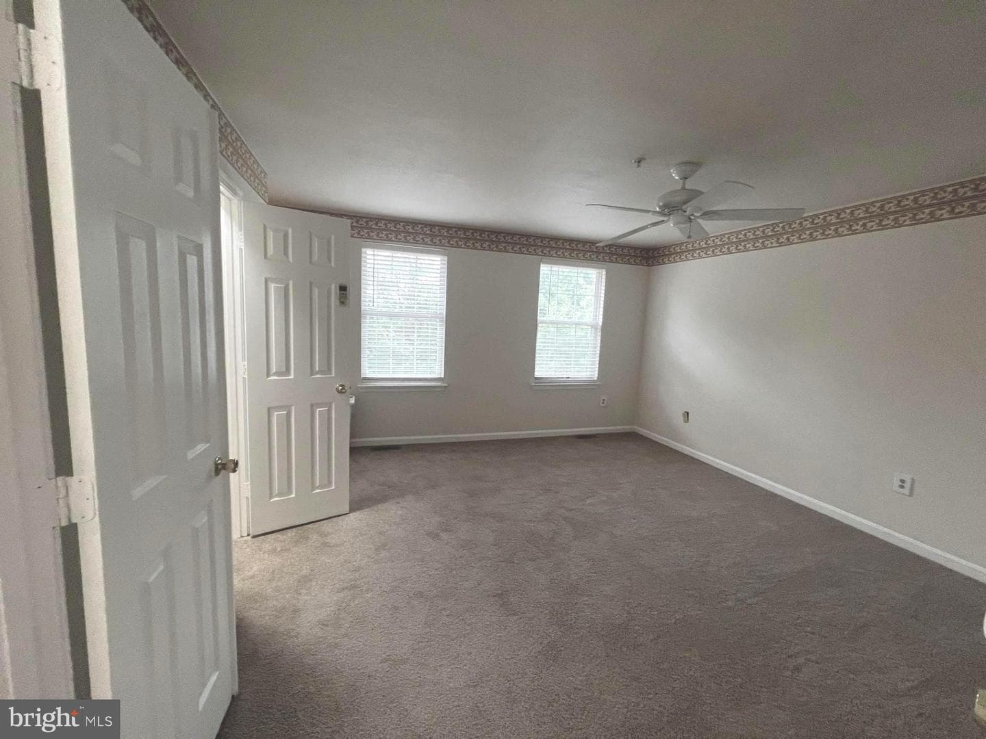 1712 Dennis Court photo 28