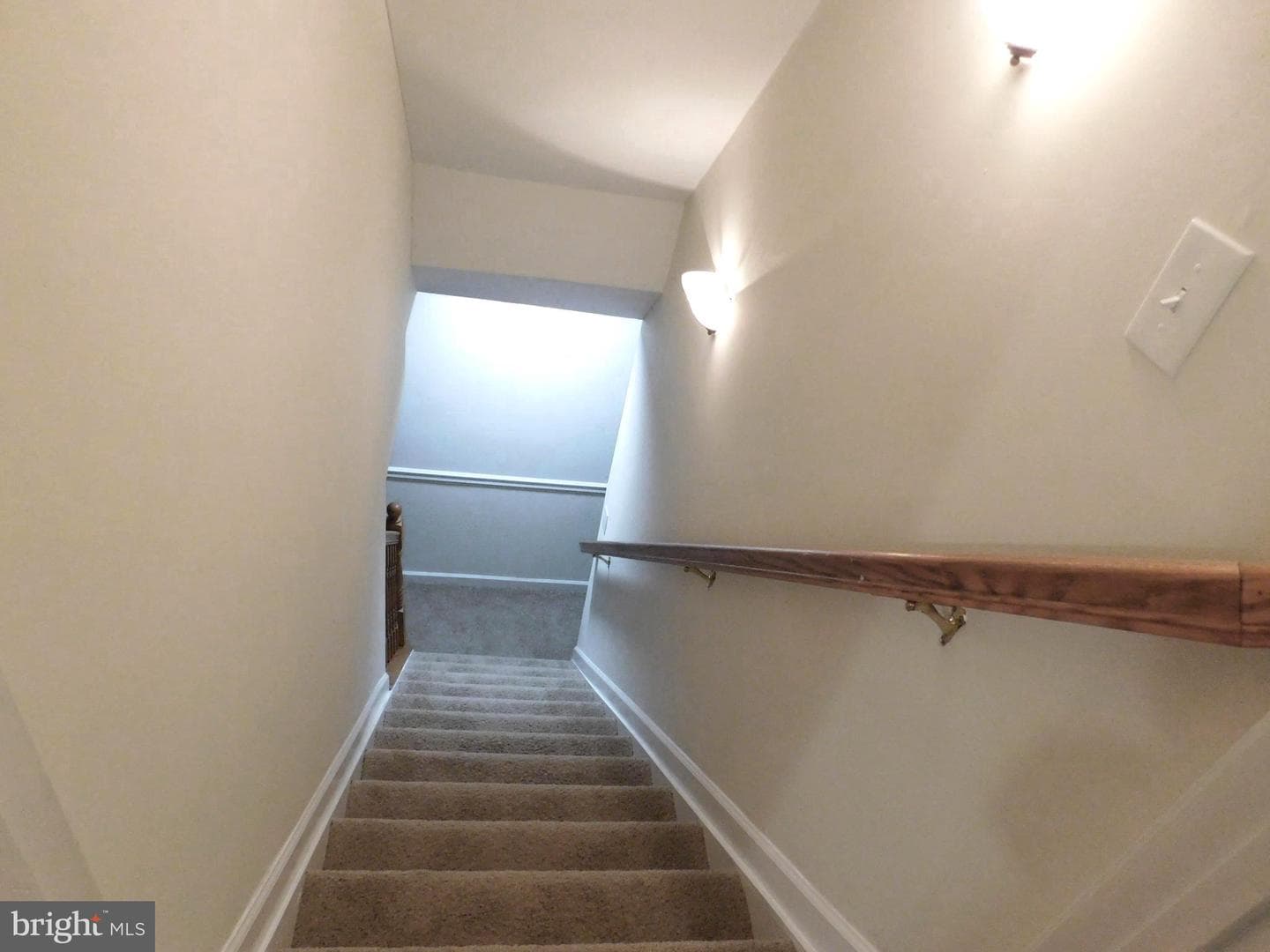 1712 Dennis Court photo 32