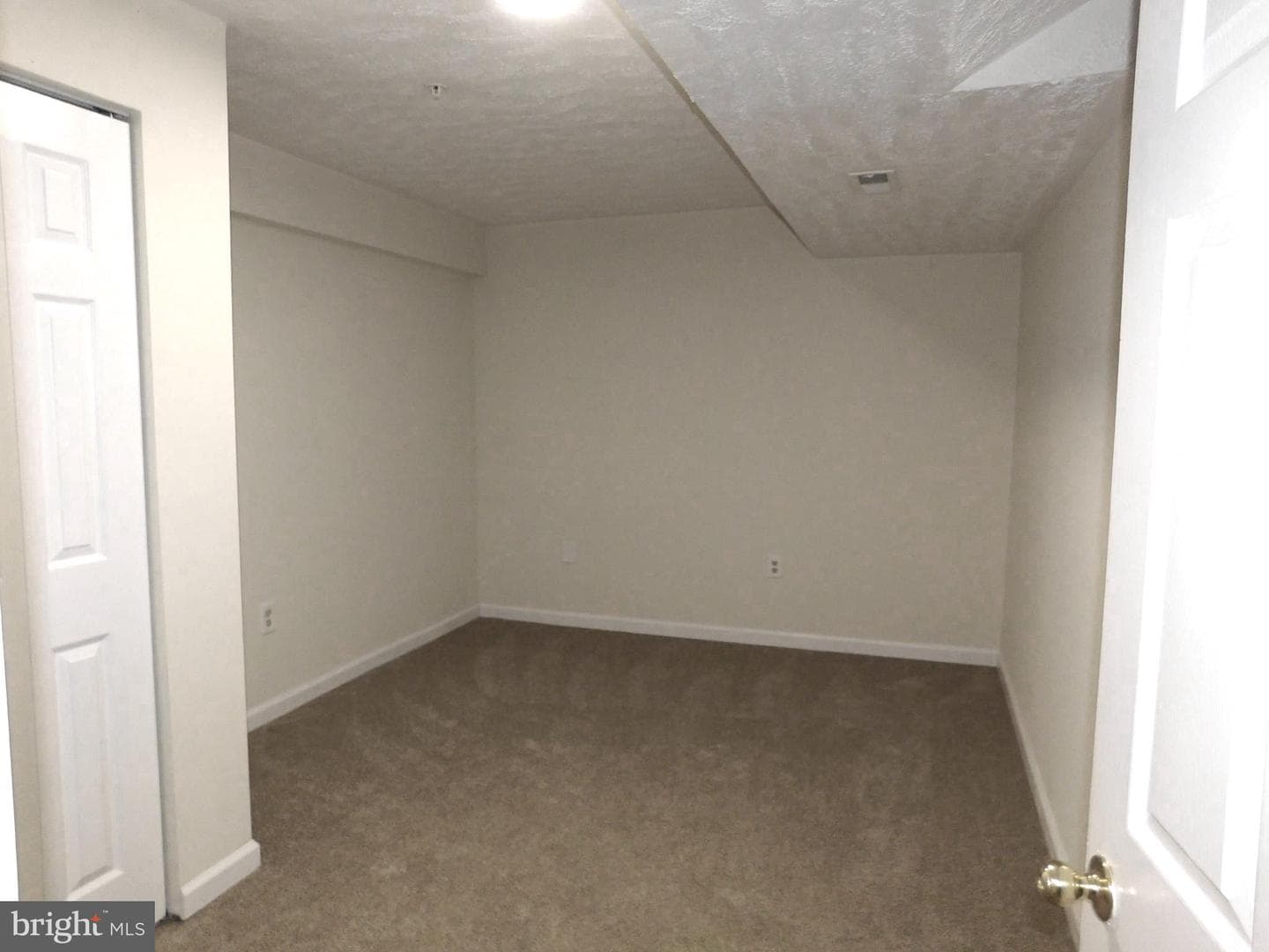 1712 Dennis Court photo 42