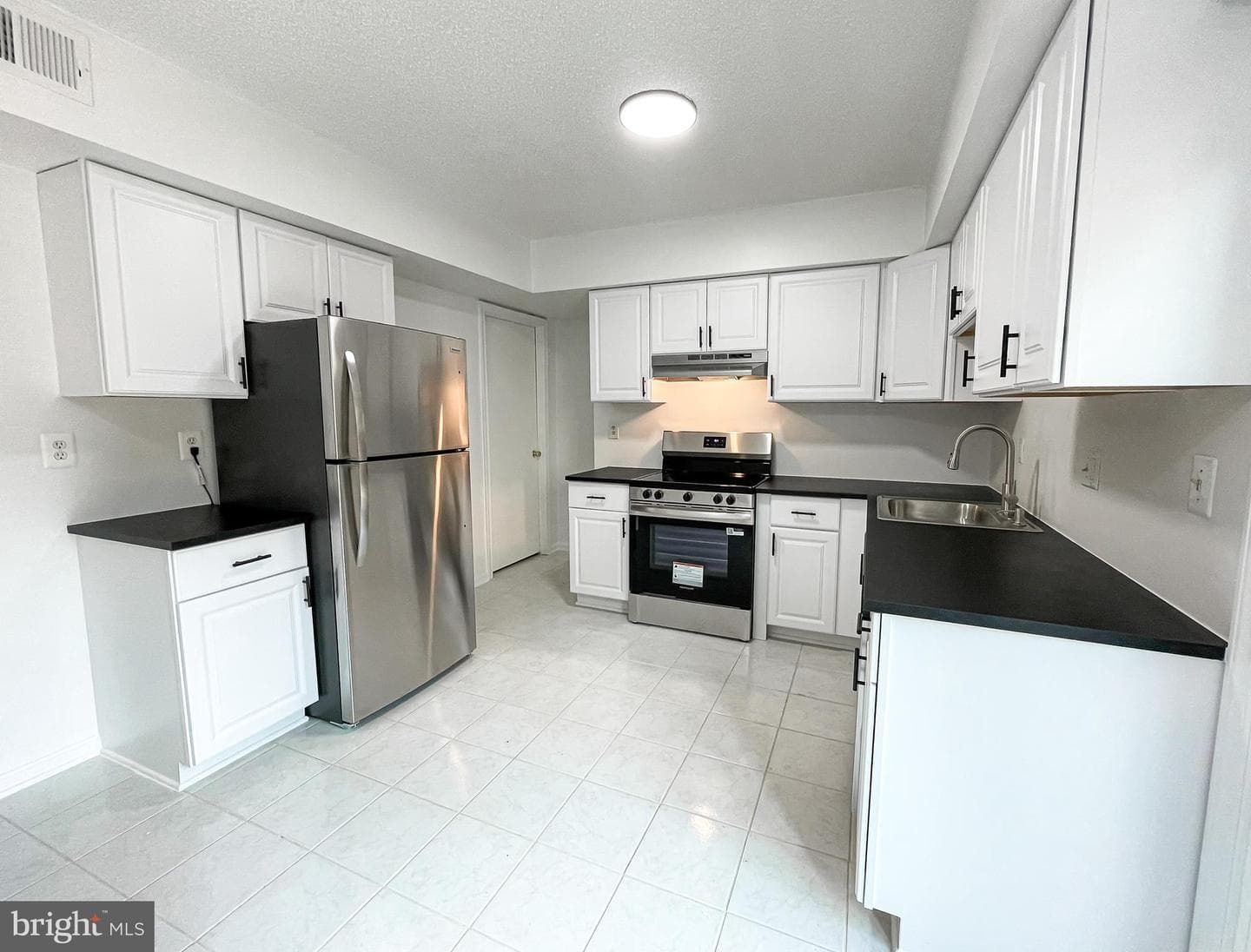 7615 North Arbory Way #121 photo 19