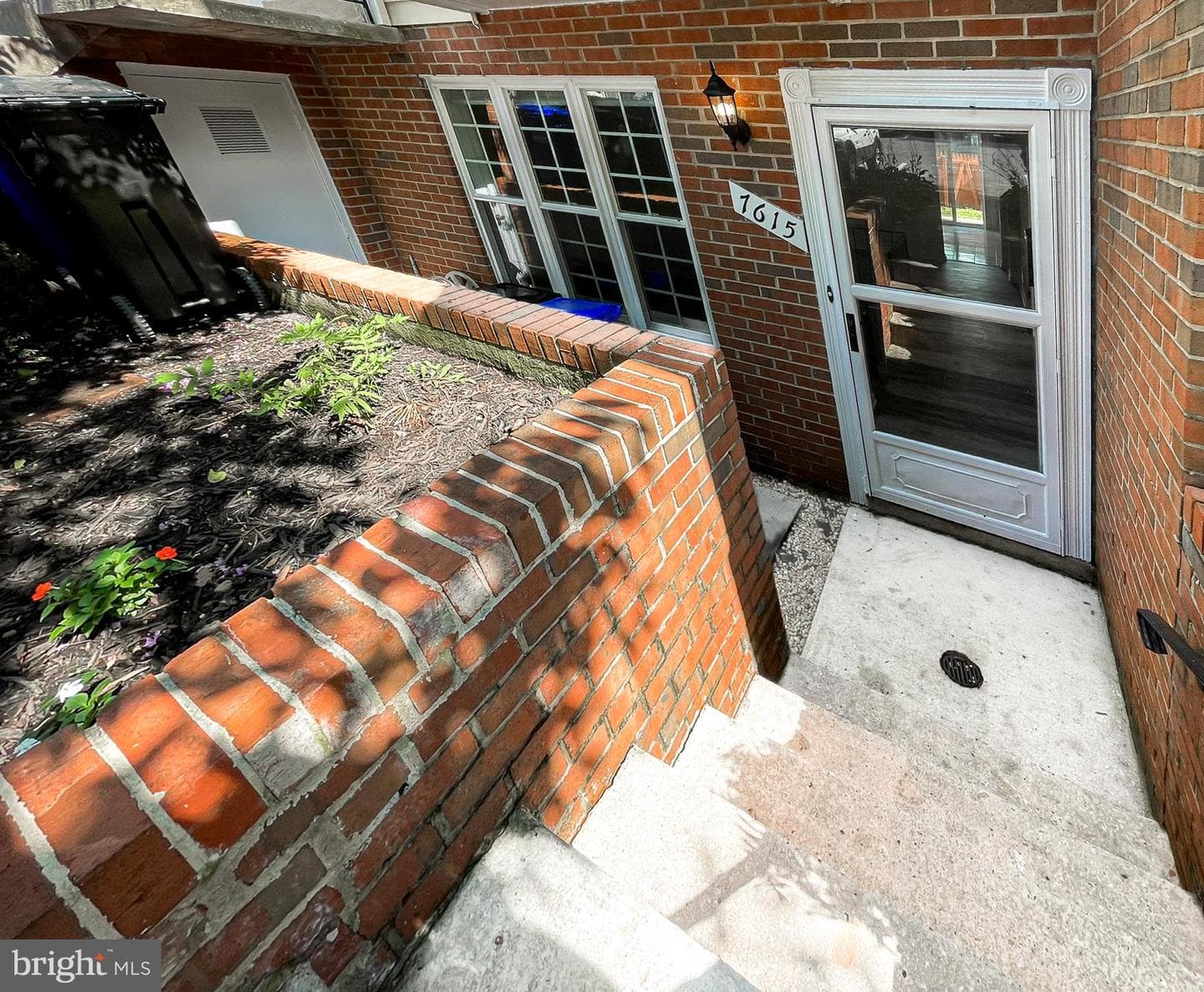 7615 North Arbory Way #121 photo 3