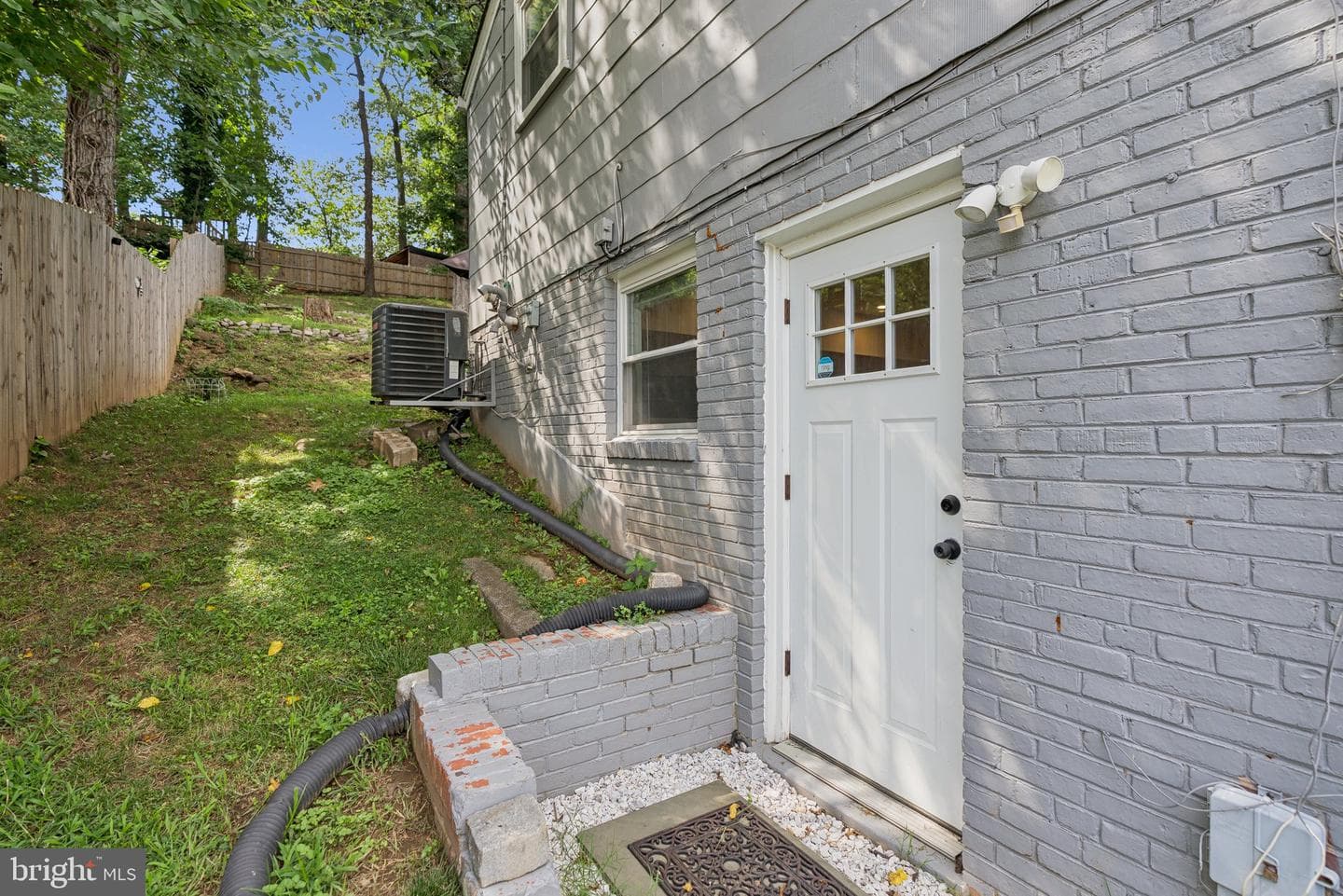 7414 Parkwood Street photo 28