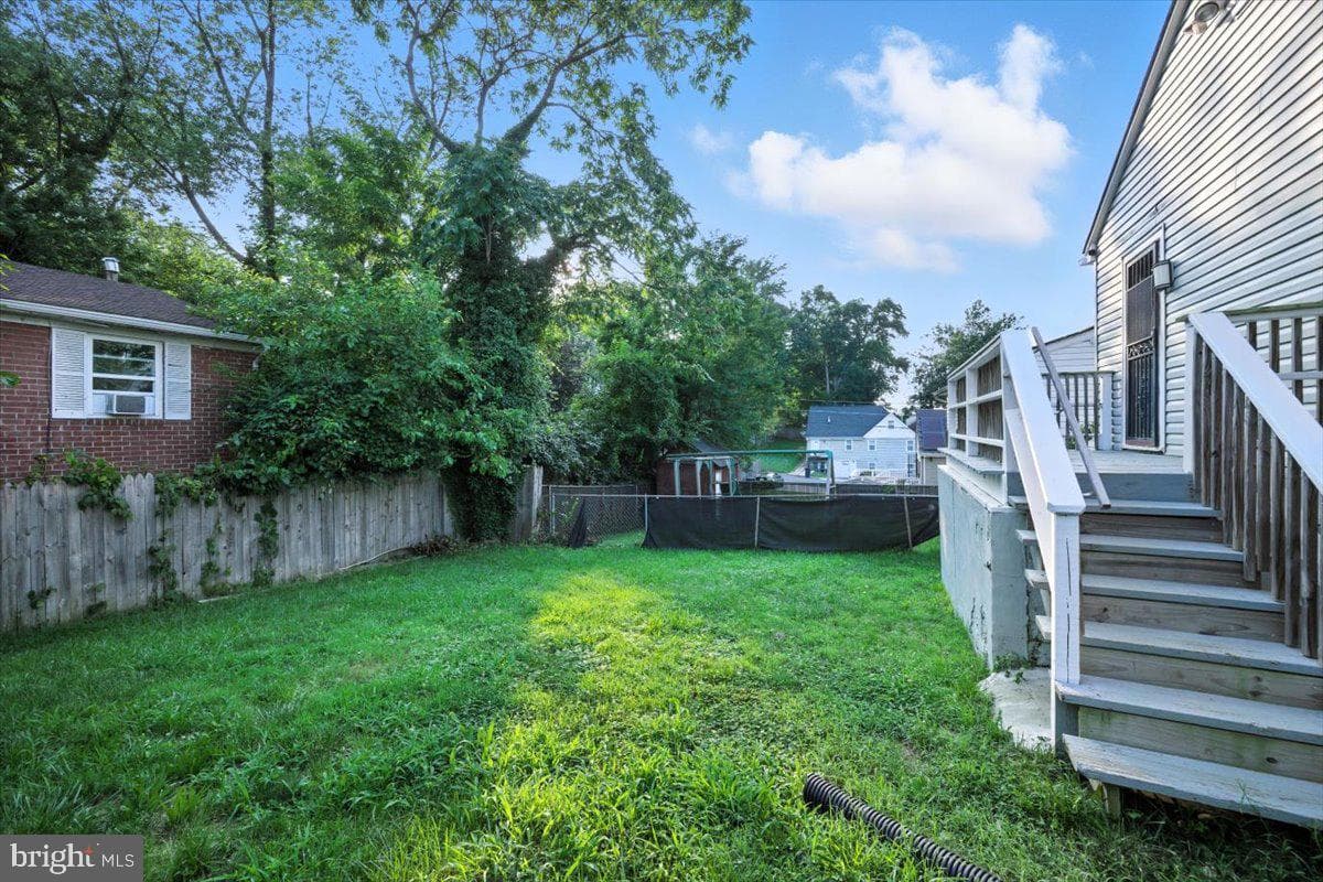 4617 Heath Street photo 5