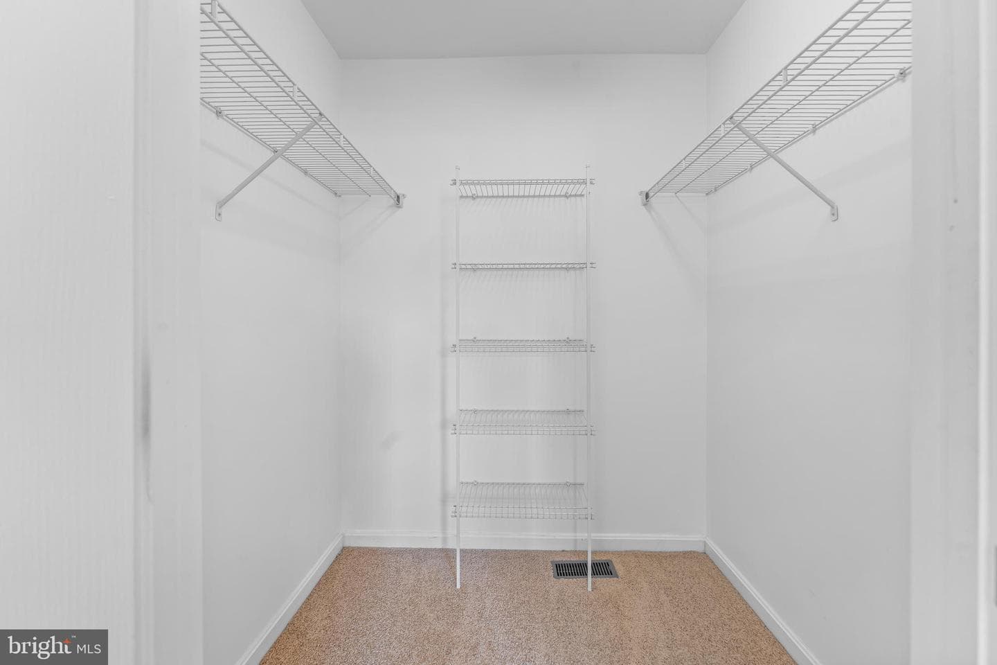 107 Thomasson Court photo 26