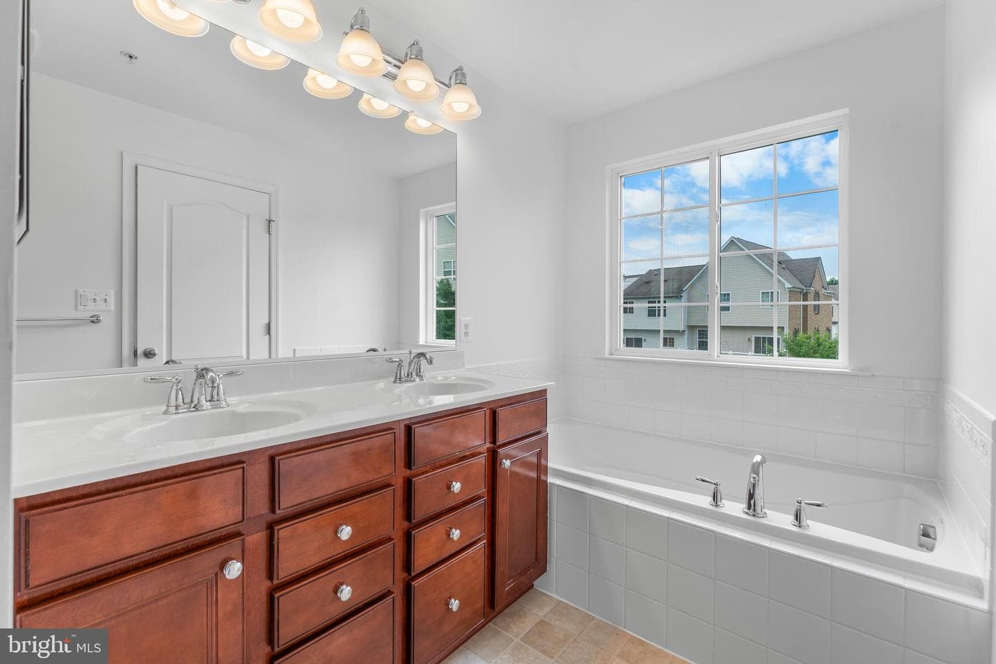107 Thomasson Court photo 29