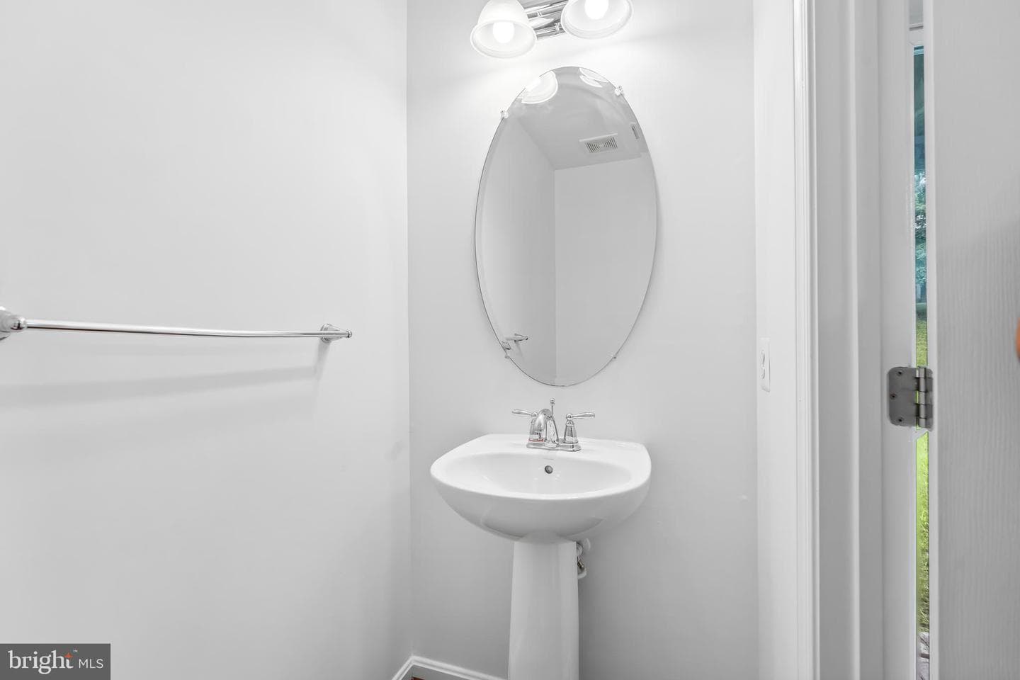 107 Thomasson Court photo 5