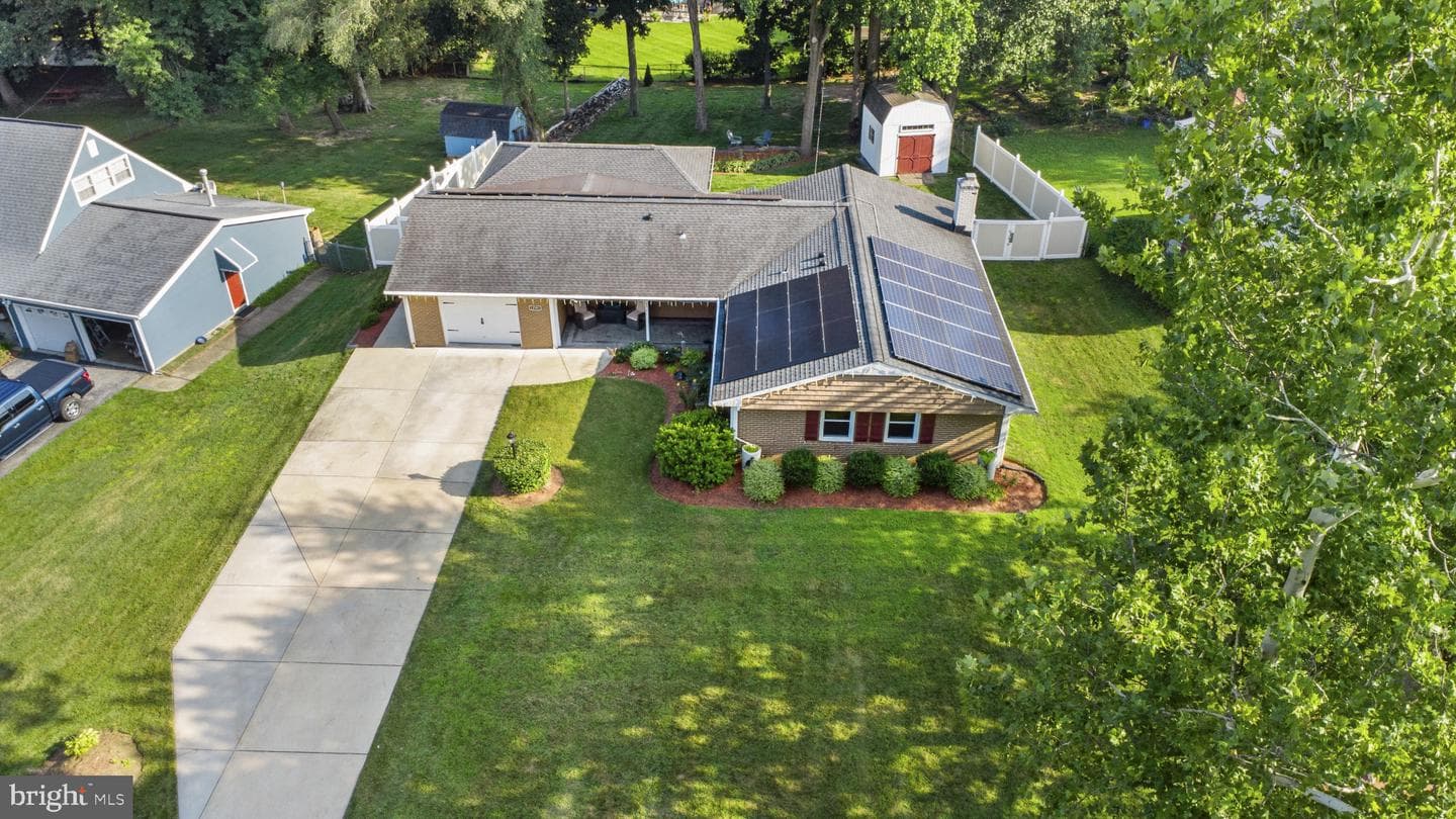 12501 Caswell Lane photo 3