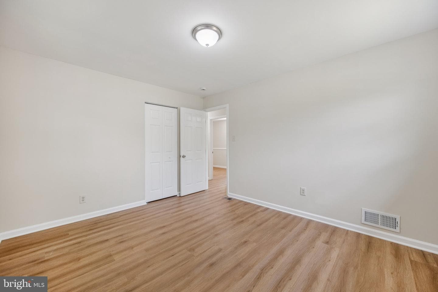 1003 Ward Street photo 12