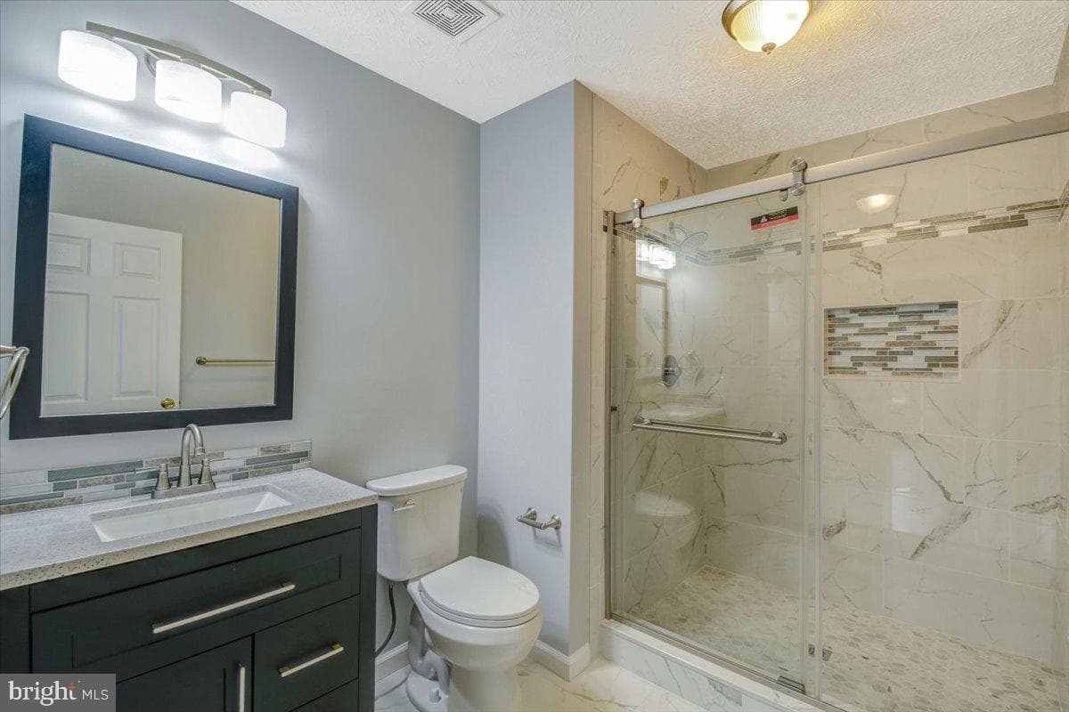 11415 Hawk Ridge Court photo 23