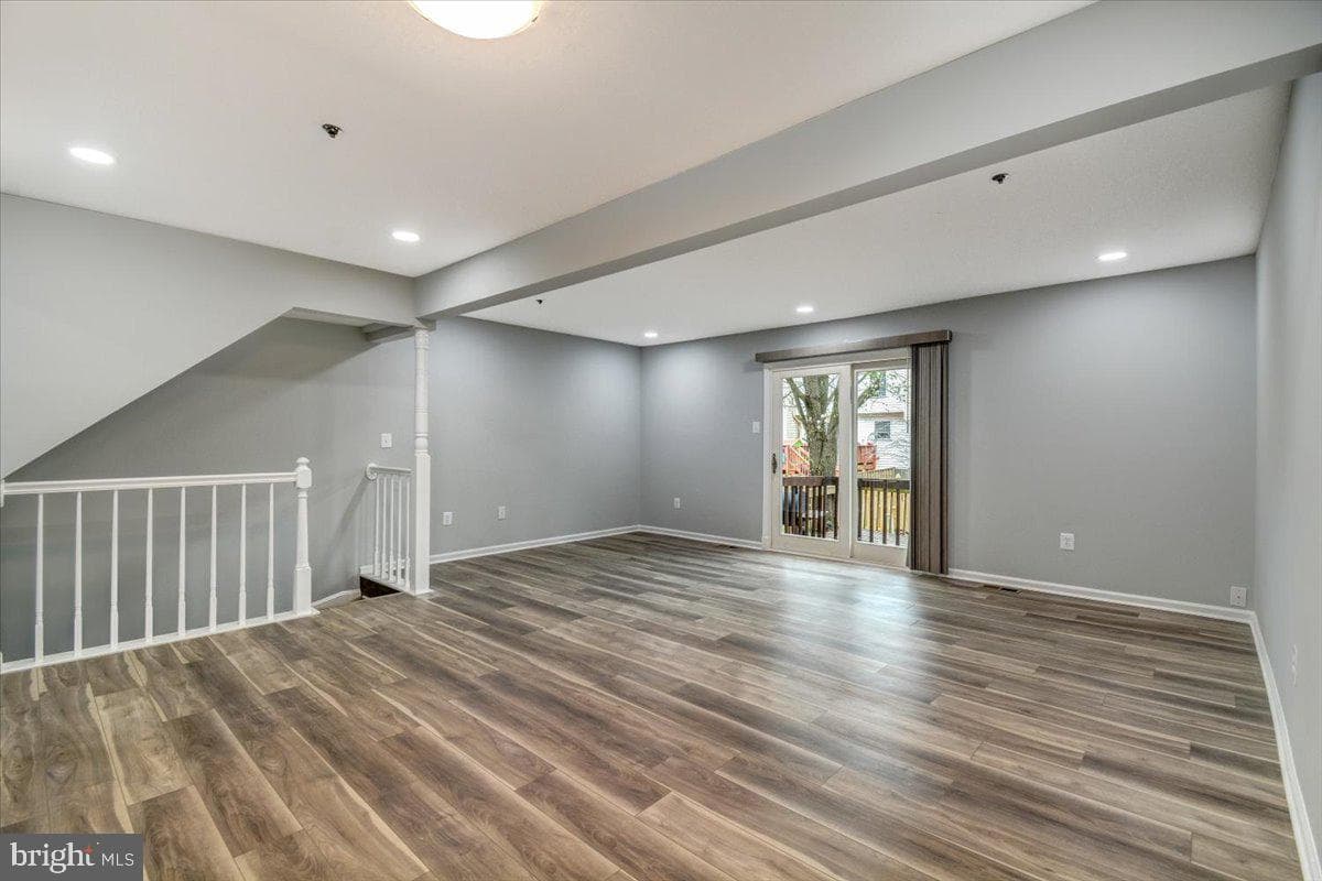 11415 Hawk Ridge Court photo 8