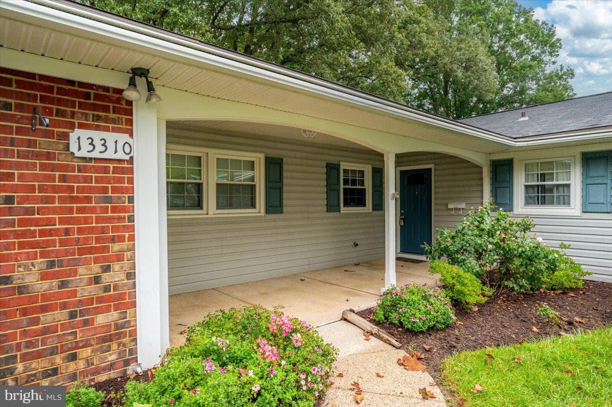13310 Yarland Lane photo 3