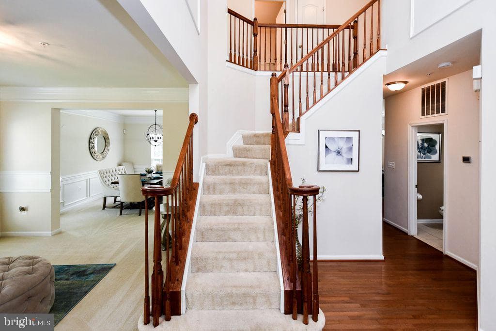 9808 Meadow Lark Avenue photo 2
