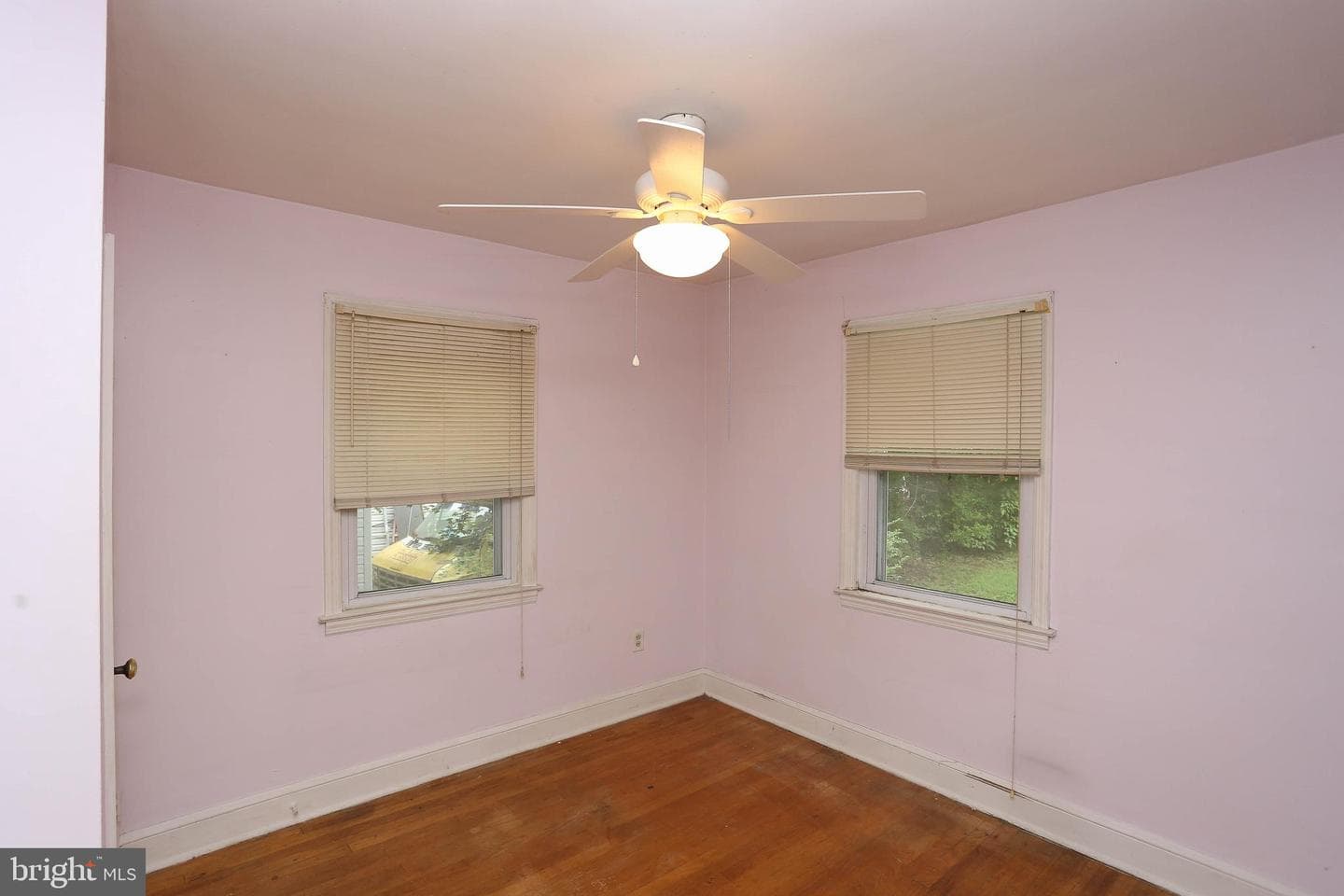 9244 Annapolis Road photo 14