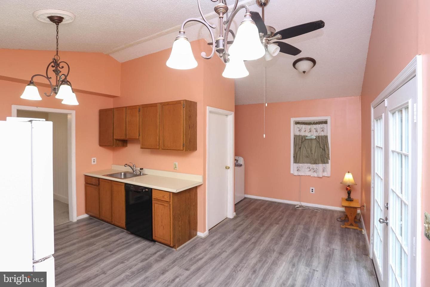 9244 Annapolis Road photo 9