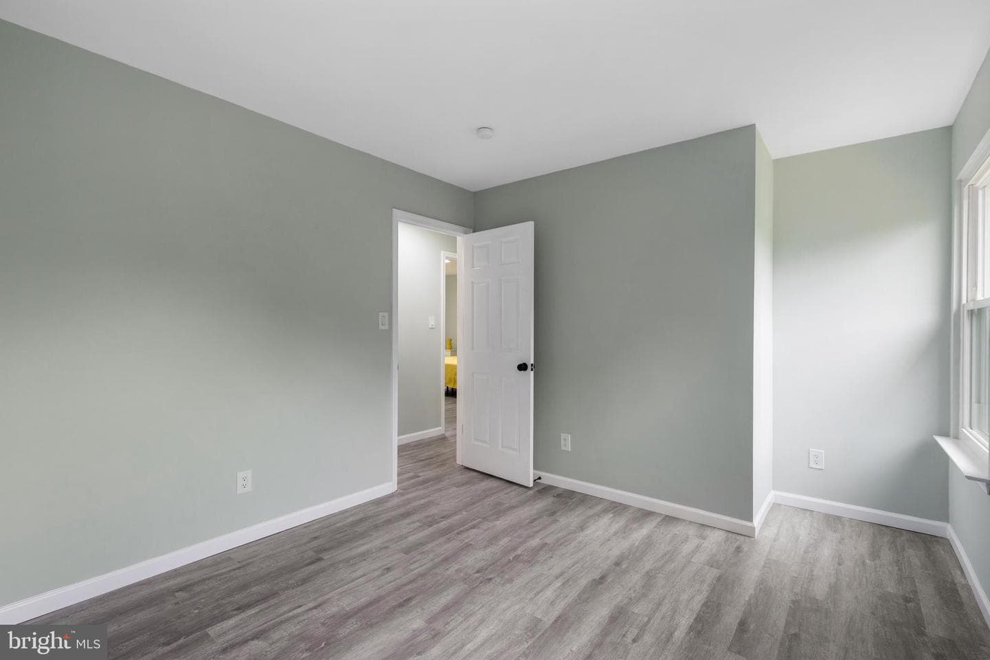 3220 Cheverly Hills Court photo 27