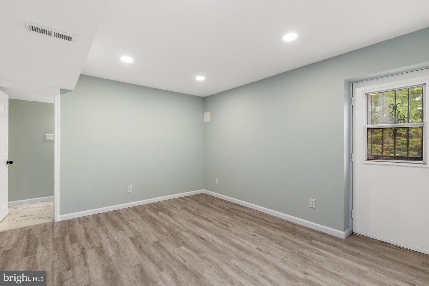 3220 Cheverly Hills Court photo 39