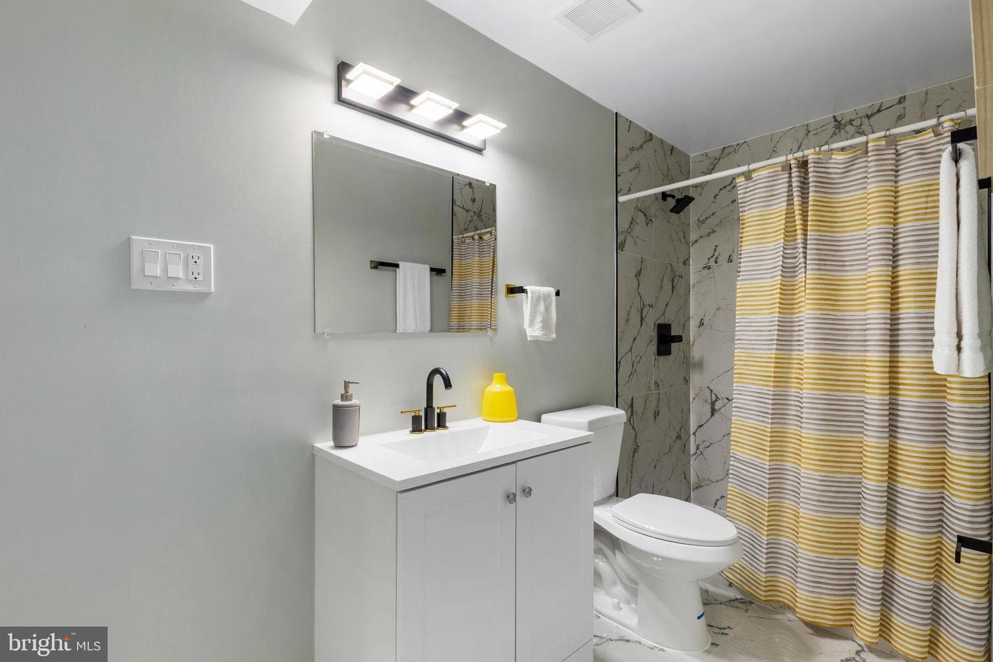 3220 Cheverly Hills Court photo 41