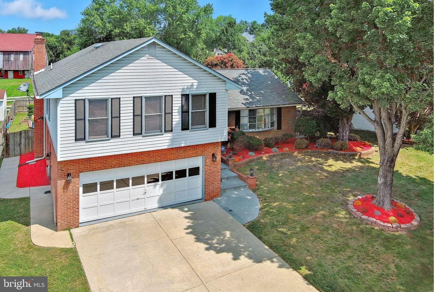 11407 Waesche Drive photo 3