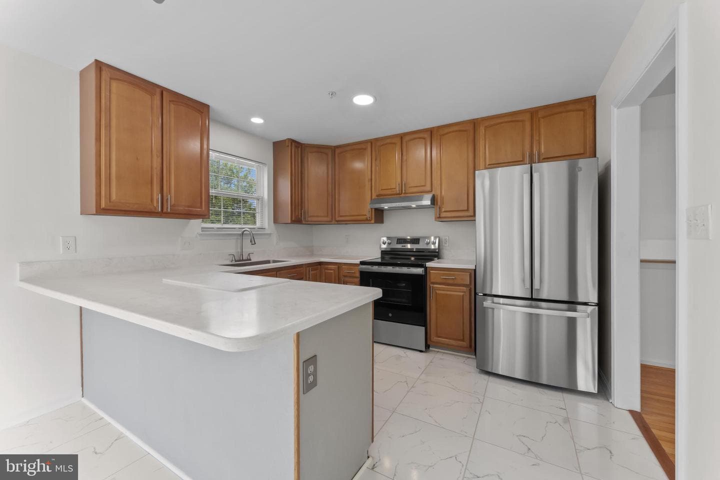 5303 Zephyr Avenue photo 23