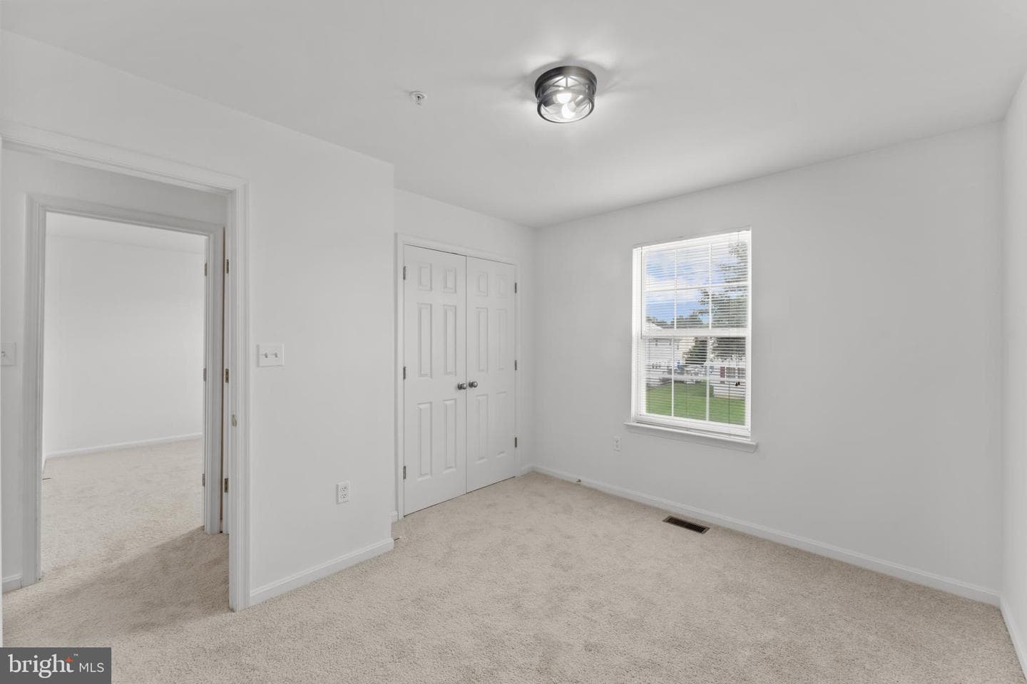 5303 Zephyr Avenue photo 36