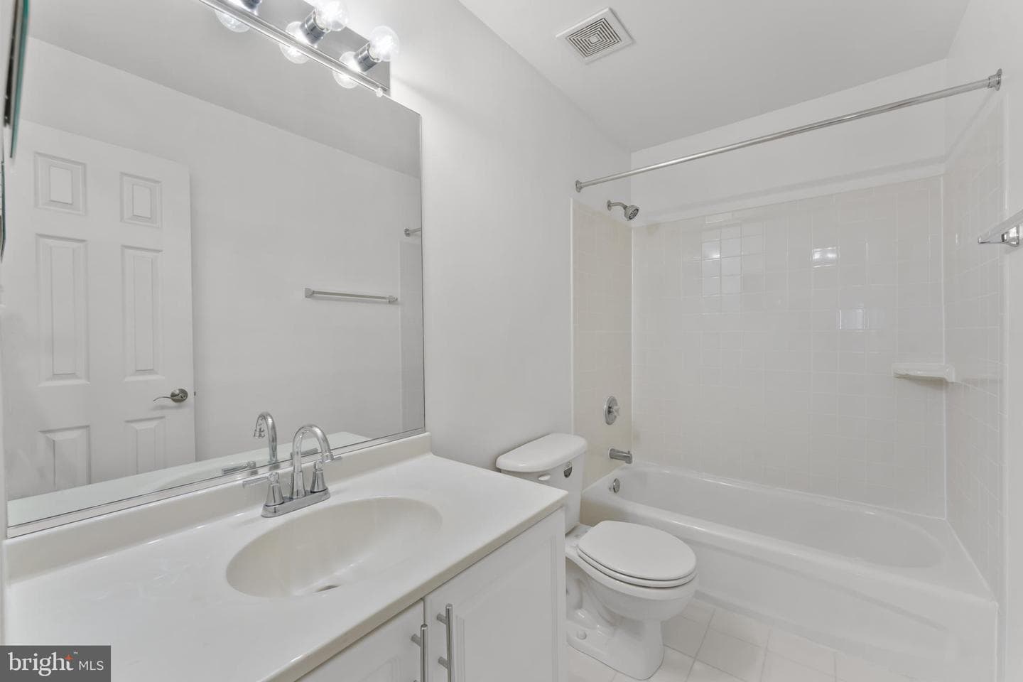 5303 Zephyr Avenue photo 42
