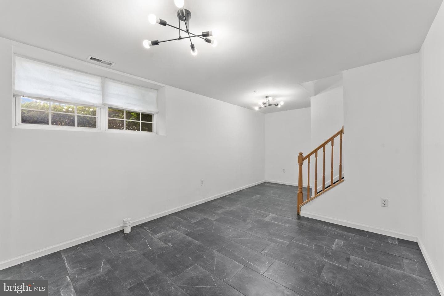 5303 Zephyr Avenue photo 50