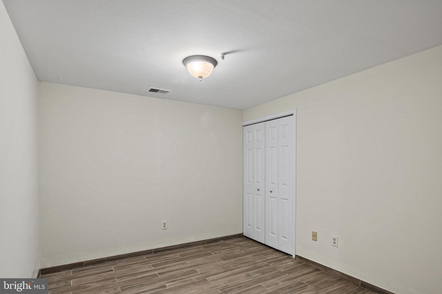 14201 Oakpointe Drive photo 32