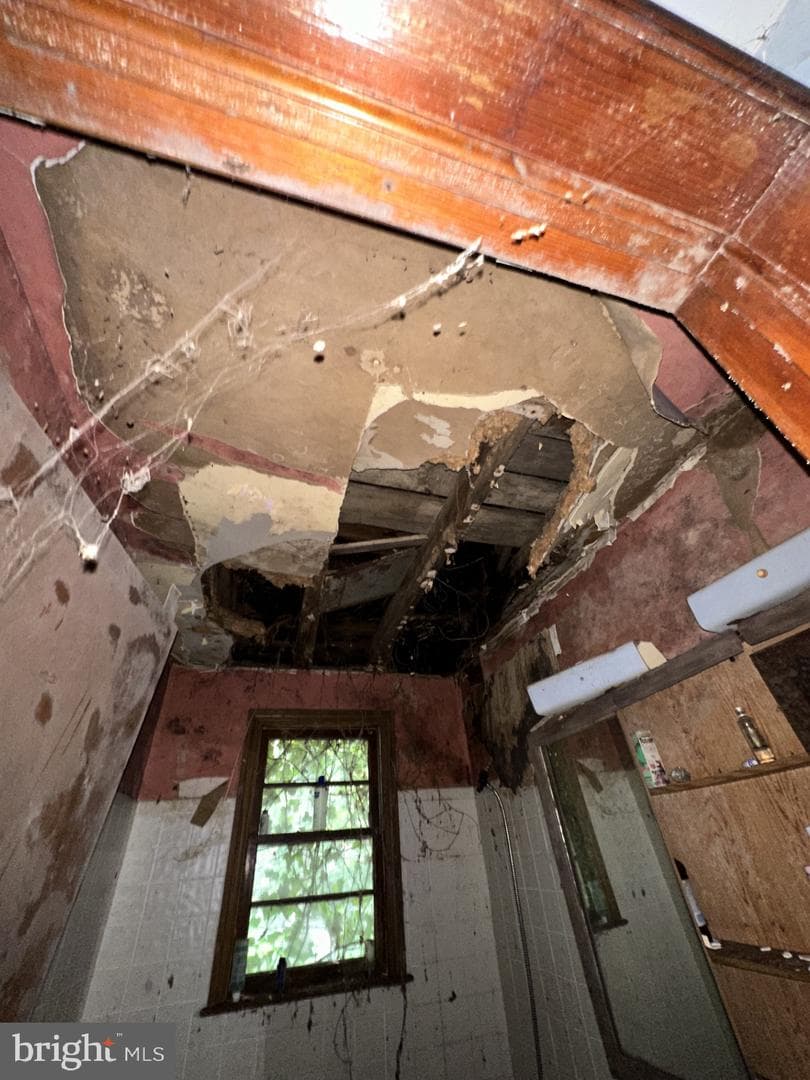 1410 Rich Hill Drive photo 27
