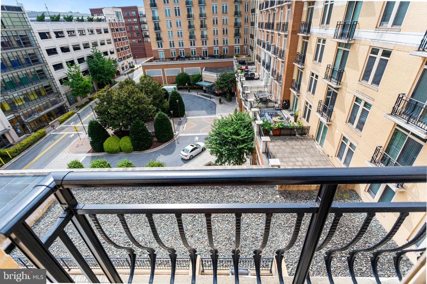 155 Potomac Passage #522 photo 14