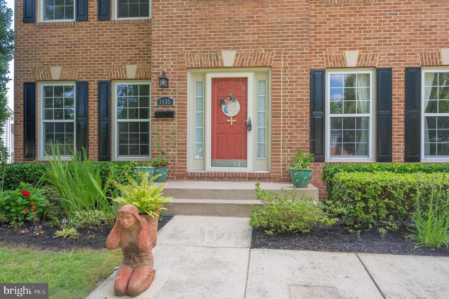 1405 Whooping Court photo 3