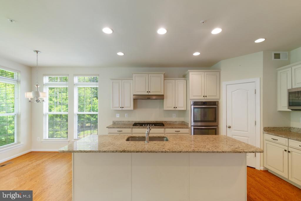 6112 Oglethorpe Mill Drive photo 10