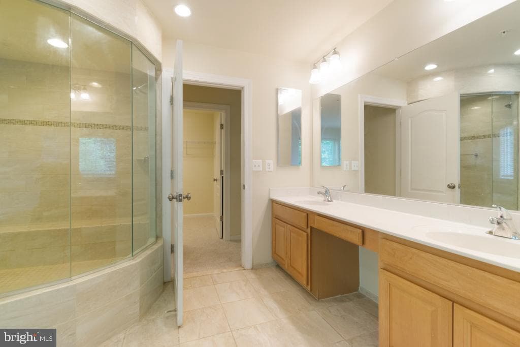 6112 Oglethorpe Mill Drive photo 16