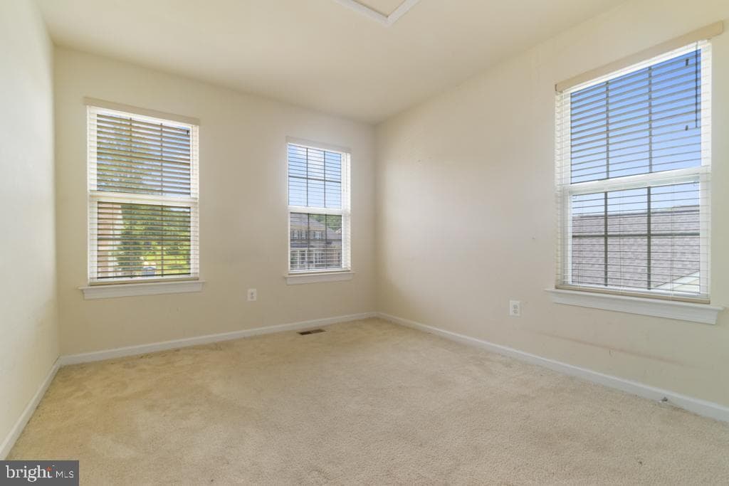 6112 Oglethorpe Mill Drive photo 17