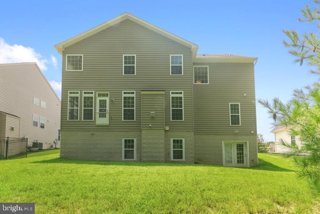 6112 Oglethorpe Mill Drive photo 3