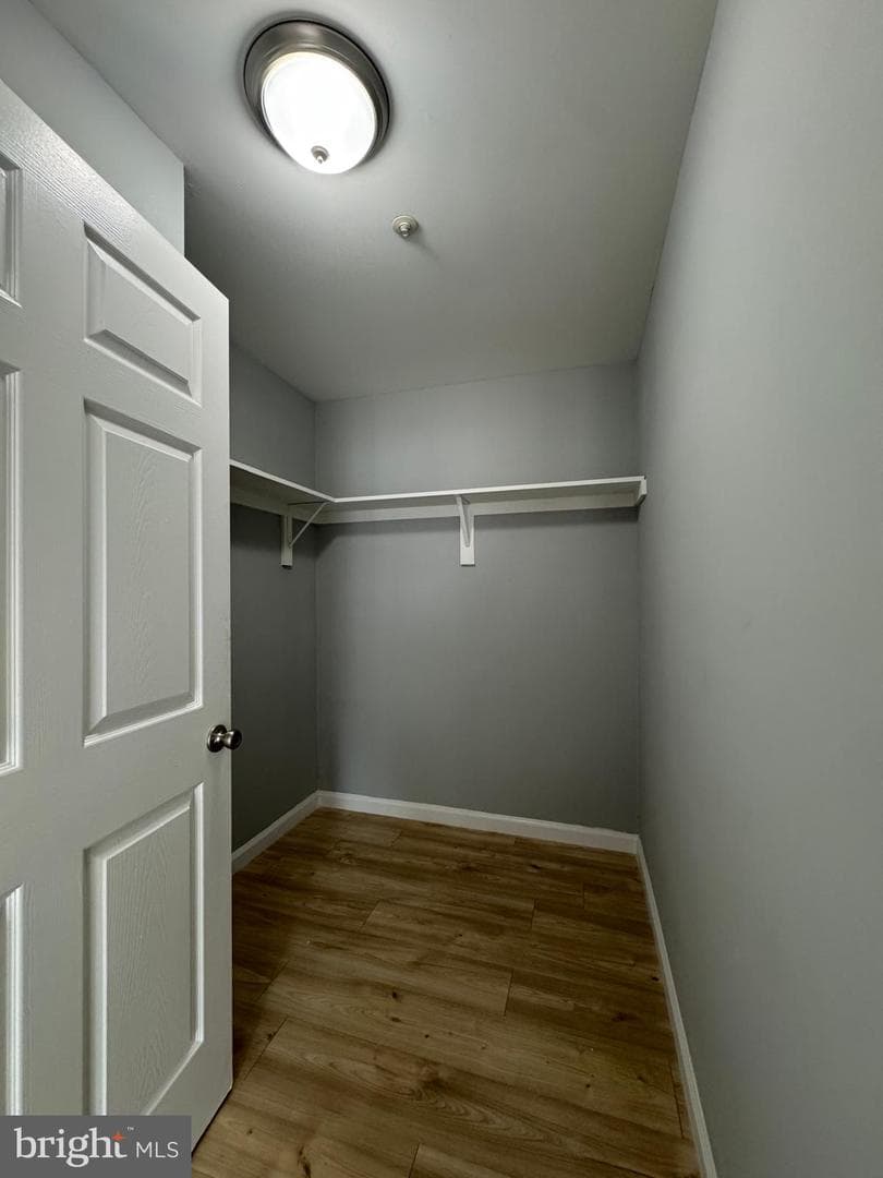 9812 Lake Pointe Court #102 photo 10