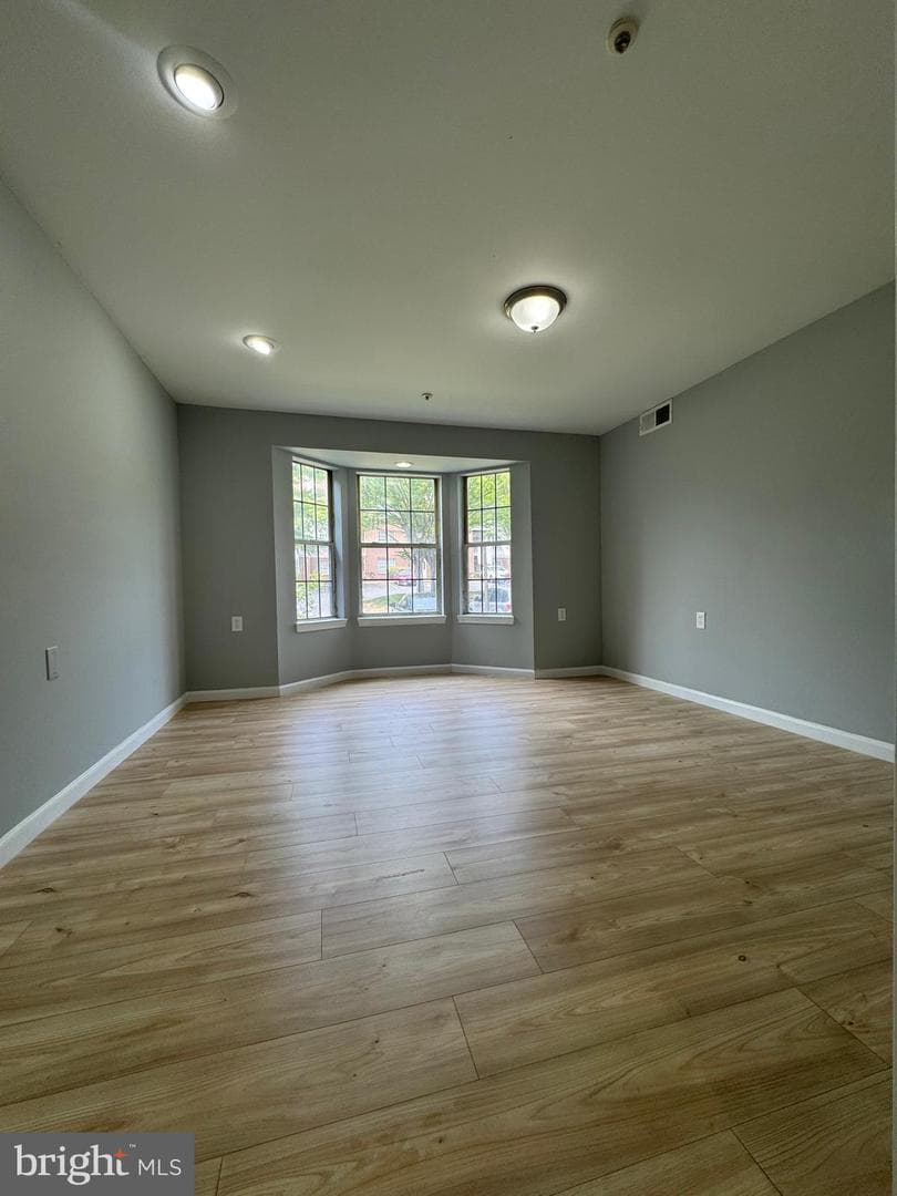 9812 Lake Pointe Court #102 photo 8