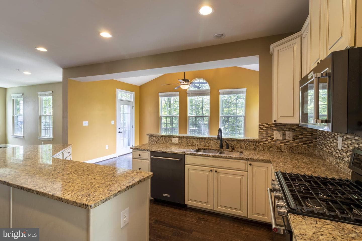 13703 Doctor Edelen Drive photo 33