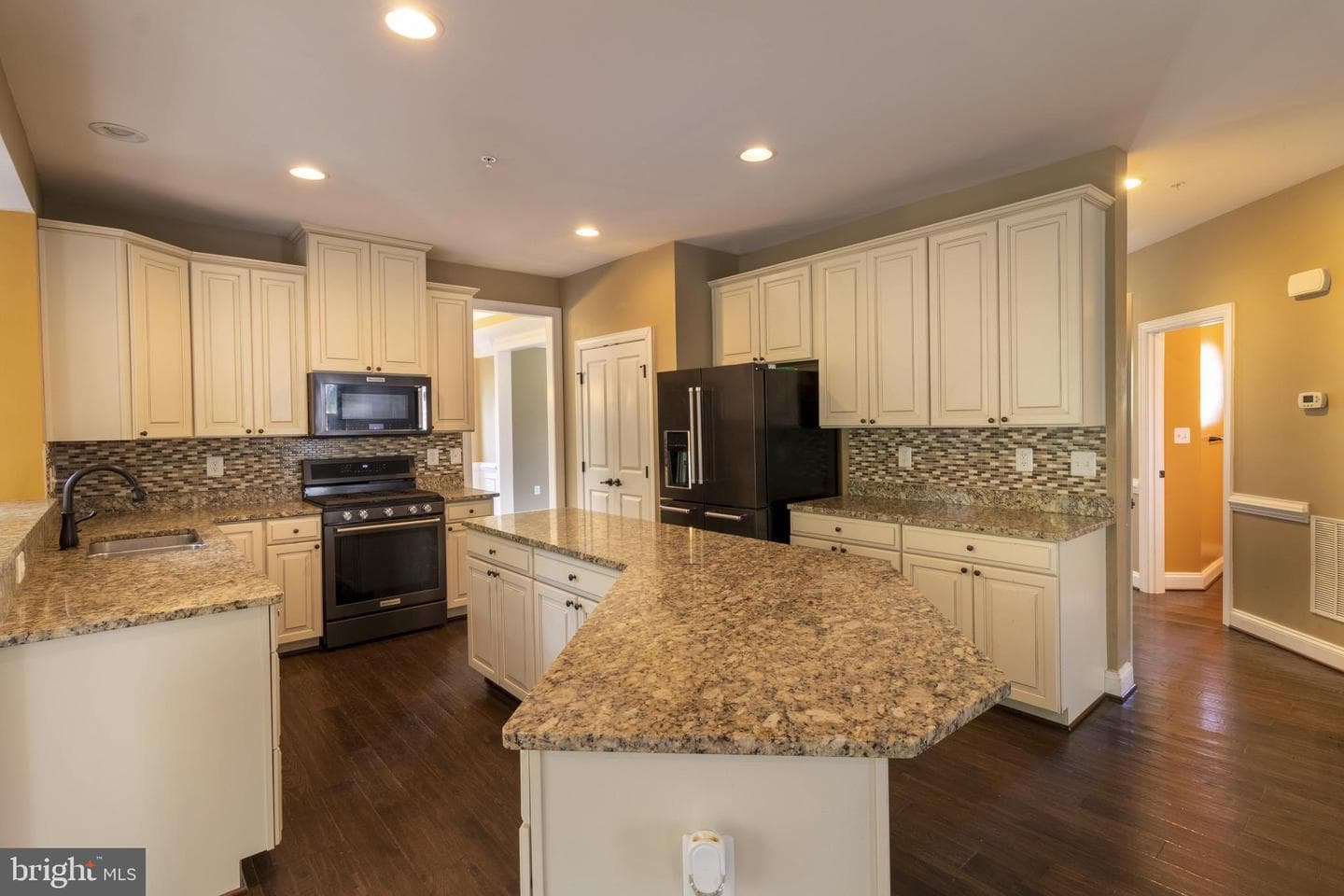 13703 Doctor Edelen Drive photo 35