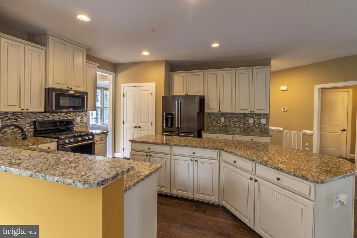 13703 Doctor Edelen Drive photo 37