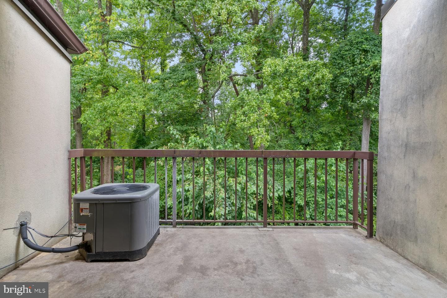 10102 Campus Way S #302-4b photo 17