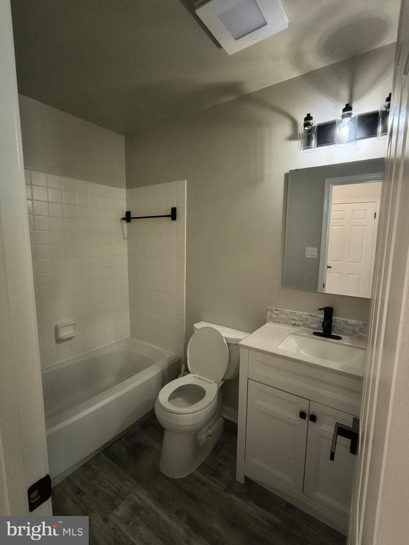 10710 Castleton Way photo 19