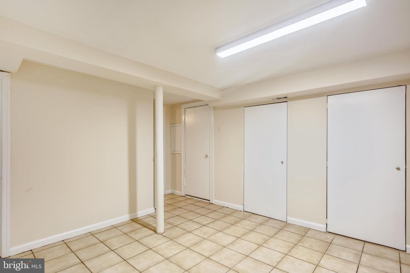 7112 Annapolis Road photo 19