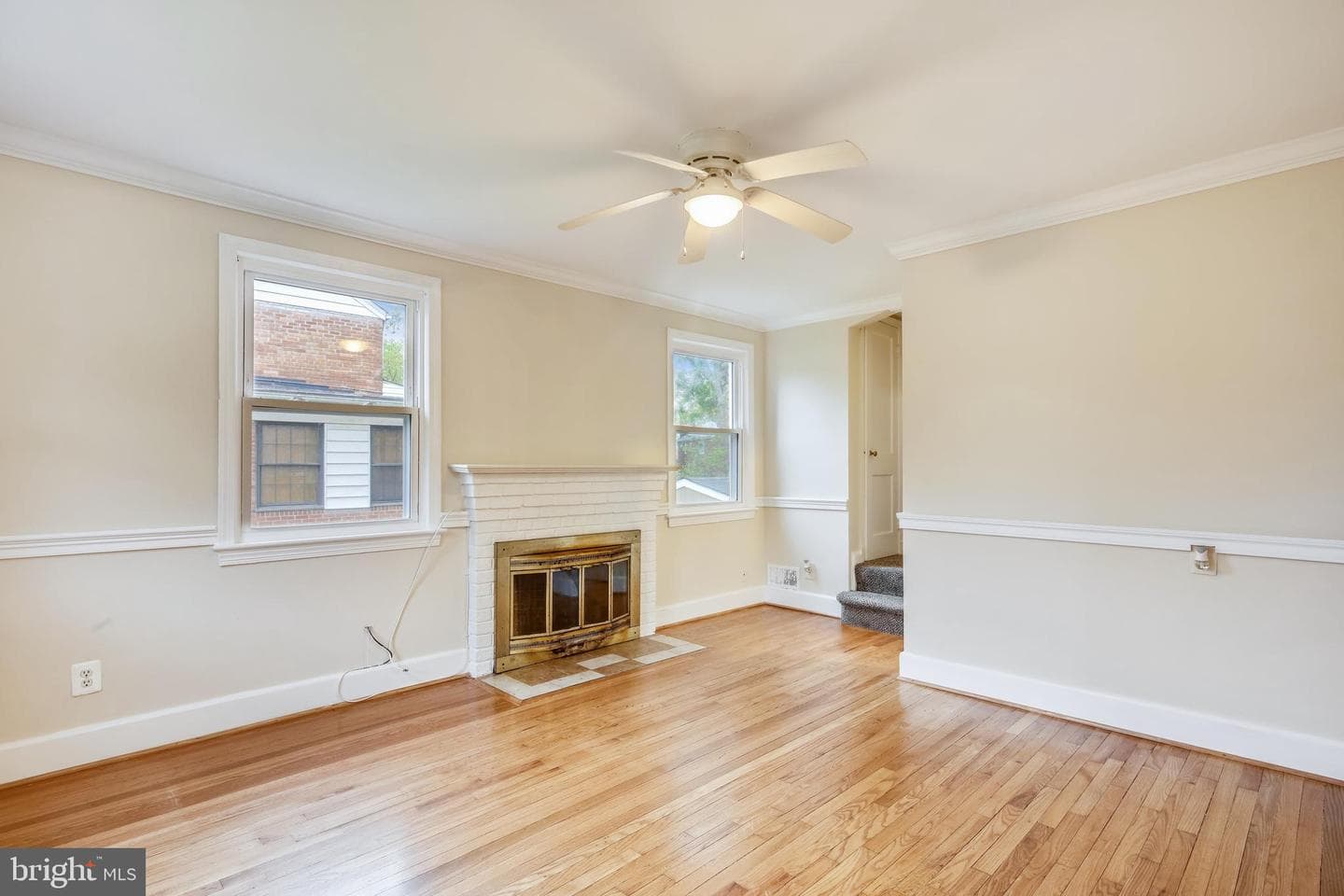 7112 Annapolis Road photo 2