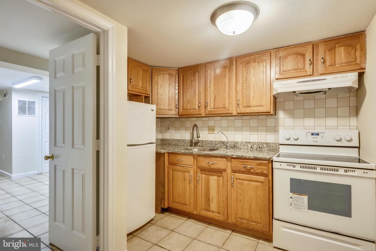 7112 Annapolis Road photo 21